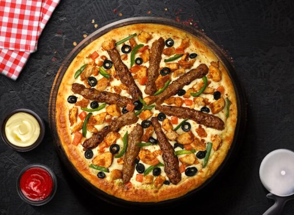 Medium Kebab Chaska Pizza (32cm)